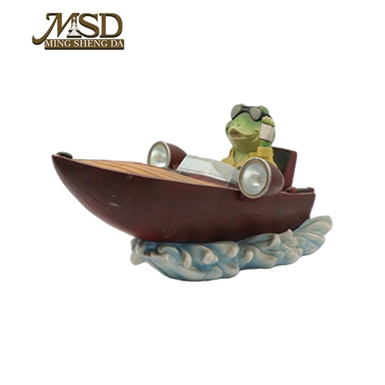 Frog Speedboat Garden Statue suppliers
