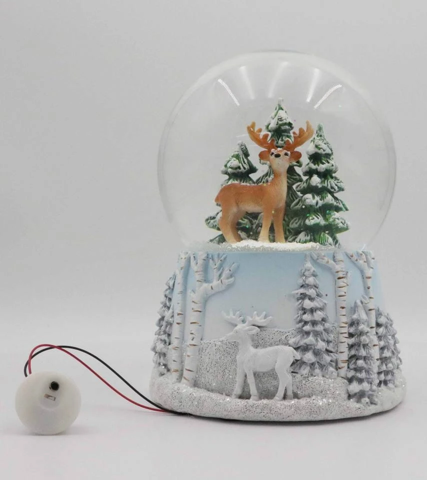 Woodland Winter Snow Globe suppliers